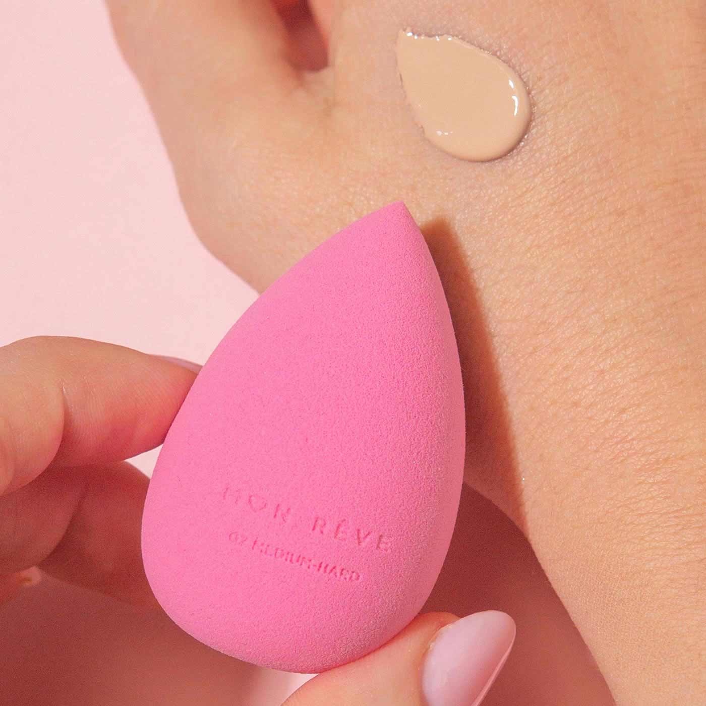 02 MEDIUM HARD MAKEUP SPONGE